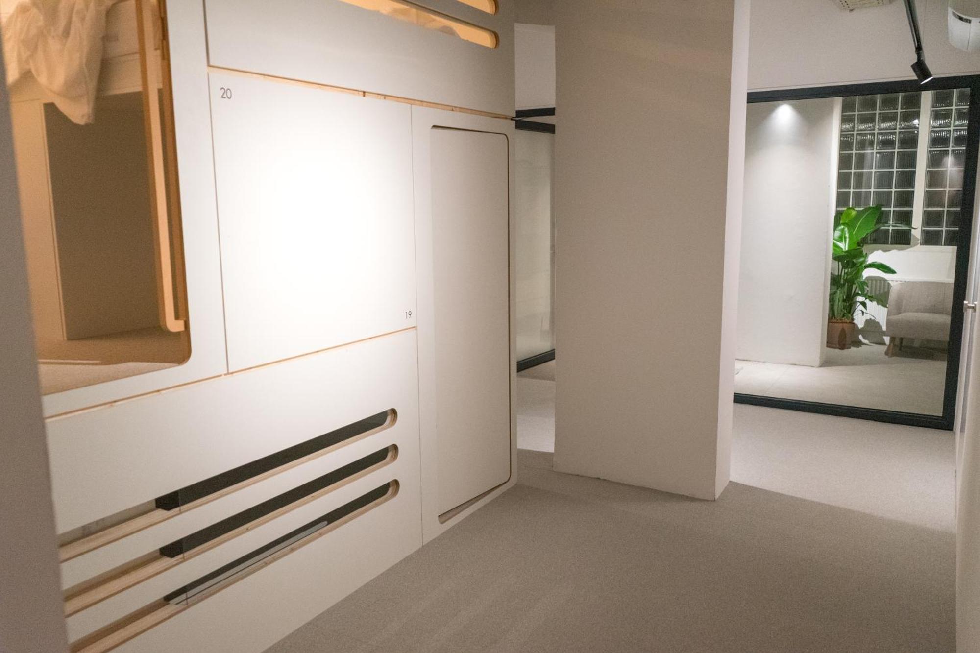 Soom Salzburg I Kapselhotel 外观 照片